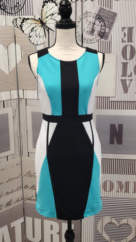 CU005 Tri-Color RubyRex Geometric Dress