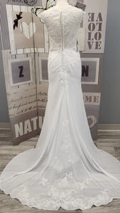 CN016 White Levetir Wedding Dress