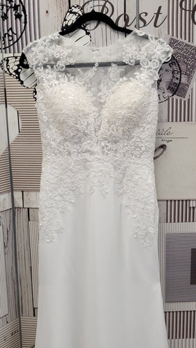 CN017 White Letetir Wedding Dress