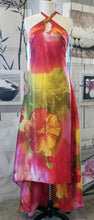 Load image into Gallery viewer, GUD017 Floral Satin Print Keyhole Bodice Dress