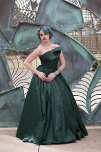 GUD023 Hunter Green Architural Evening Dress